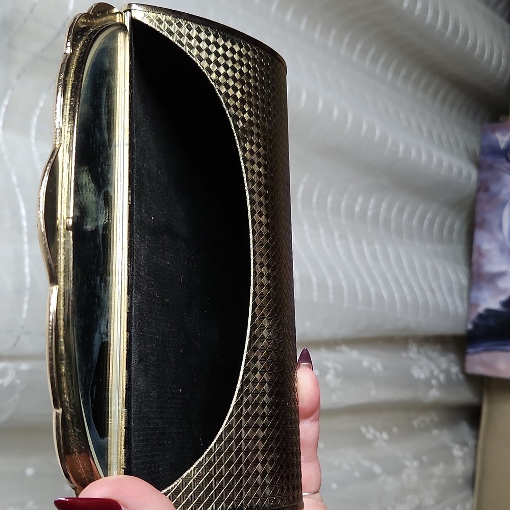 Vintage Midcentury Stamped Brass Envelope Clutch Purse With Mirror - Picture 3 of 6
